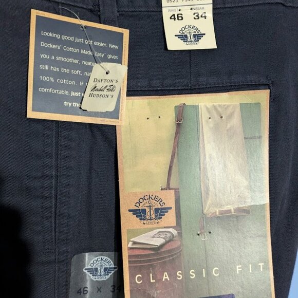 DOCKERS Classic Fit Strait Leg Pleated Navy Blue Size 46-34 NWT - Picture 3 of 3
